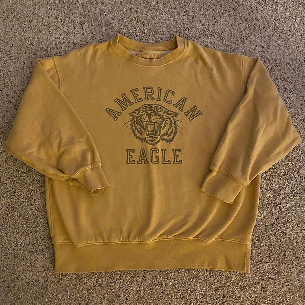 American Eagle Yellow Long Sleeve Sweat Shirt